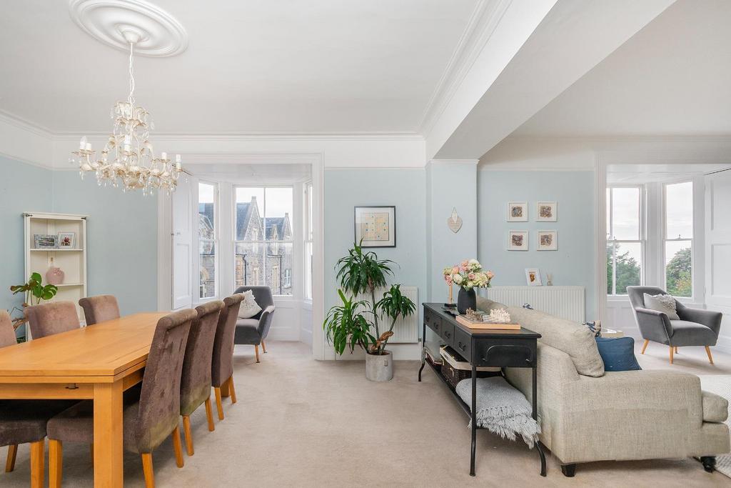 1 H7 RCN - Living Drawing Room A.jpg