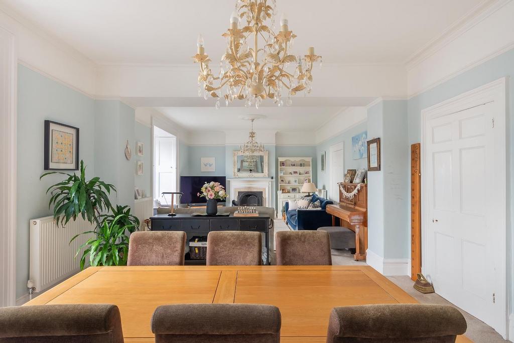 1 H7 RCN - Living Drawing Room C.jpg