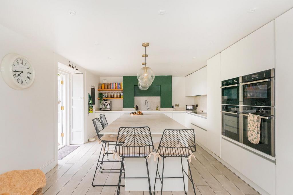 1 H7 RCN - Kitchen Diner F.jpg