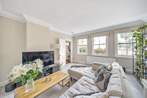 2 bedroom townhouse to rent, Wingfield House, South Lambeth Road, SW8