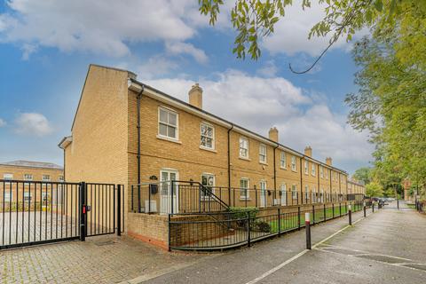 Government Row, Enfield