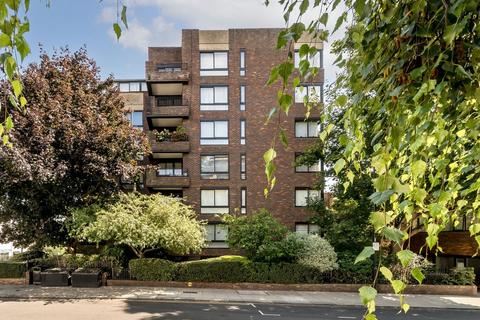 Kensington Place, London W8