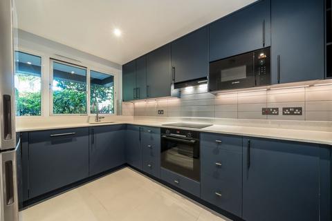 2 bedroom flat for sale, Kensington Place, London W8