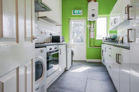 5 bedroom flat to rent, Bristol Road, Birmingham B29