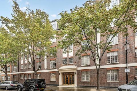 Studio for sale, Chelsea Manor Street, Chelsea, London, SW3