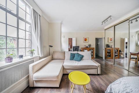 Studio for sale, Chelsea Manor Street, Chelsea, London, SW3
