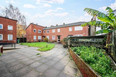 Azof Street, East Greenwich, London, SE10