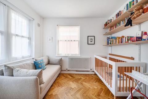 2 bedroom flat for sale, Tyers Estate, SE1