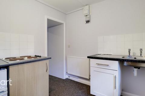 1 bedroom in a house share to rent, Thorpe Hall Close, NORWICH