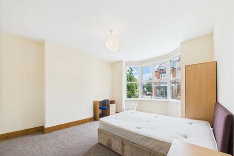 7 bedroom house of multiple occupation for sale, Fosse Road South, Leicester LE3