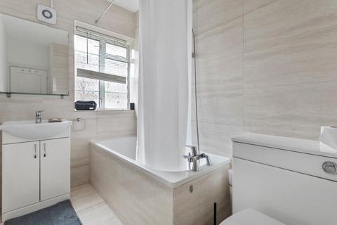 3 bedroom apartment to rent, West Kensington Court, London, SW6