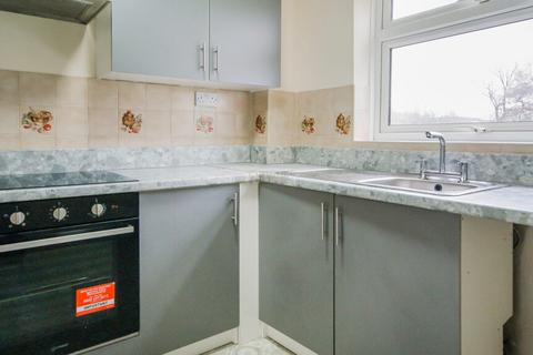 3 bedroom flat to rent, Leasow Drive, Birmingham B15