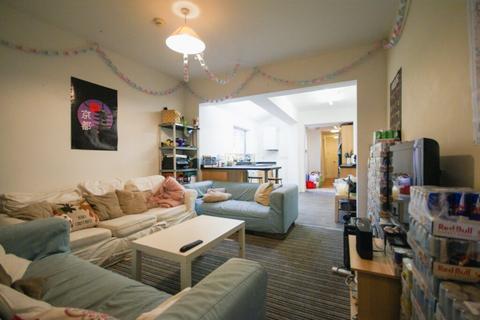 7 bedroom terraced house to rent, Luton Road, Birmingham B29