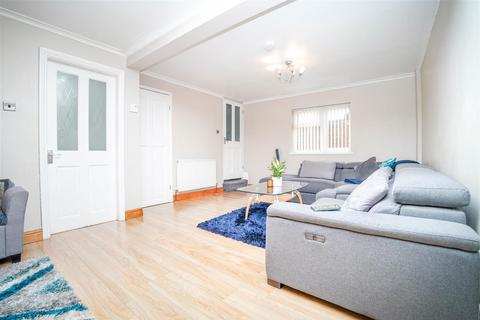 undefined, Larchmere Drive, Birmingham B28