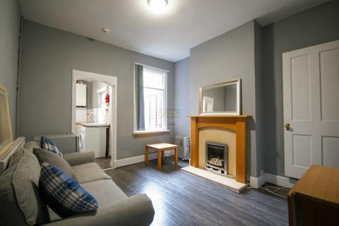 3 bedroom terraced house to rent, Tiverton Road, Birmingham B29