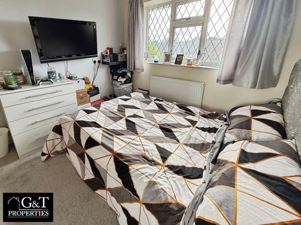 Second bedroom