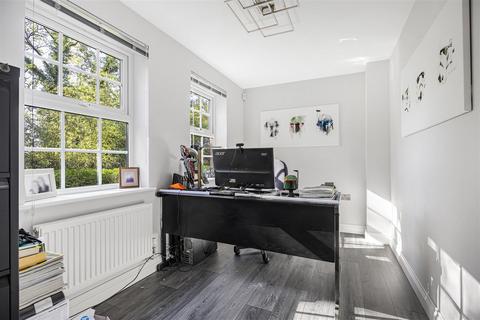 undefined, Mimosa Drive, Shinfield, Reading, RG2