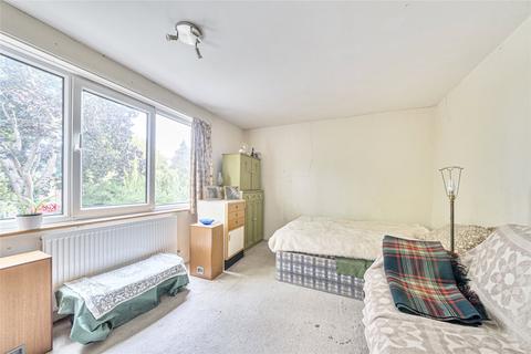3 bedroom terraced house for sale, Cranes Drive, Surbiton KT5