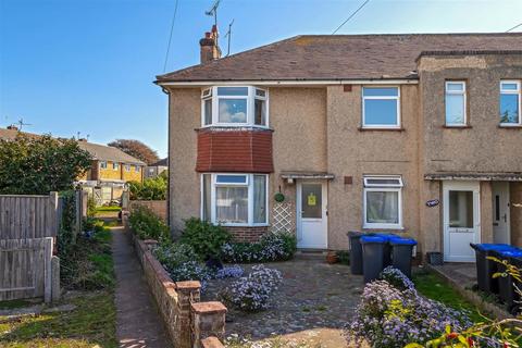 Centrecourt Close, Worthing