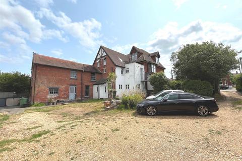 13 bedroom detached house for sale, Granville Road, Totland Bay