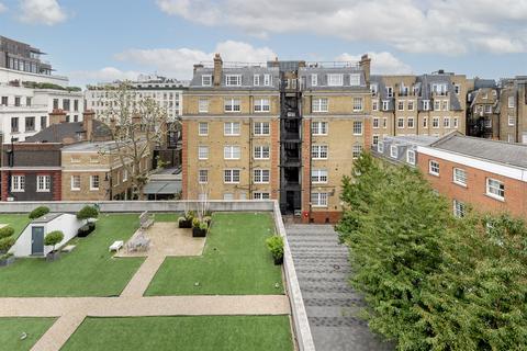 3 bedroom flat for sale, Grosvenor Hill Court, Bourbon Street, London, W1K