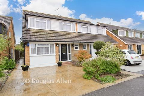 undefined, Ozonia Avenue, Wickford, Essex
