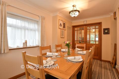 undefined, Ozonia Avenue, Wickford, Essex