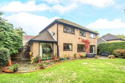 4 bedroom detached house for sale, Corbett Drive, Surrey GU18
