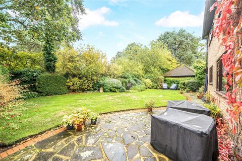 4 bedroom detached house for sale, Corbett Drive, Surrey GU18