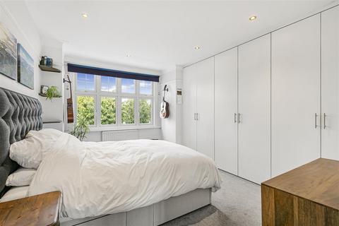 undefined, Neville Road, Kingston Upon Thames KT1