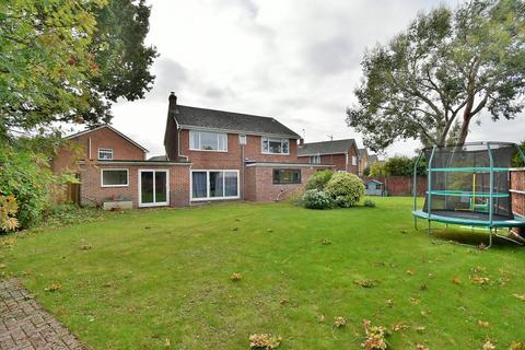 4 bedroom detached house for sale, Wollaton Road, Ferndown, BH22