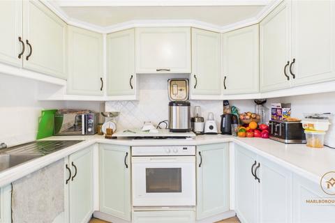 3 bedroom property to rent, Little Gearies, Ilford, Essex, IG6