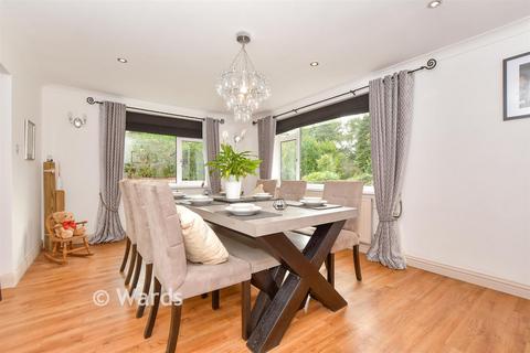 4 bedroom detached house for sale, Canterbury Road, Challock, Ashford, Kent