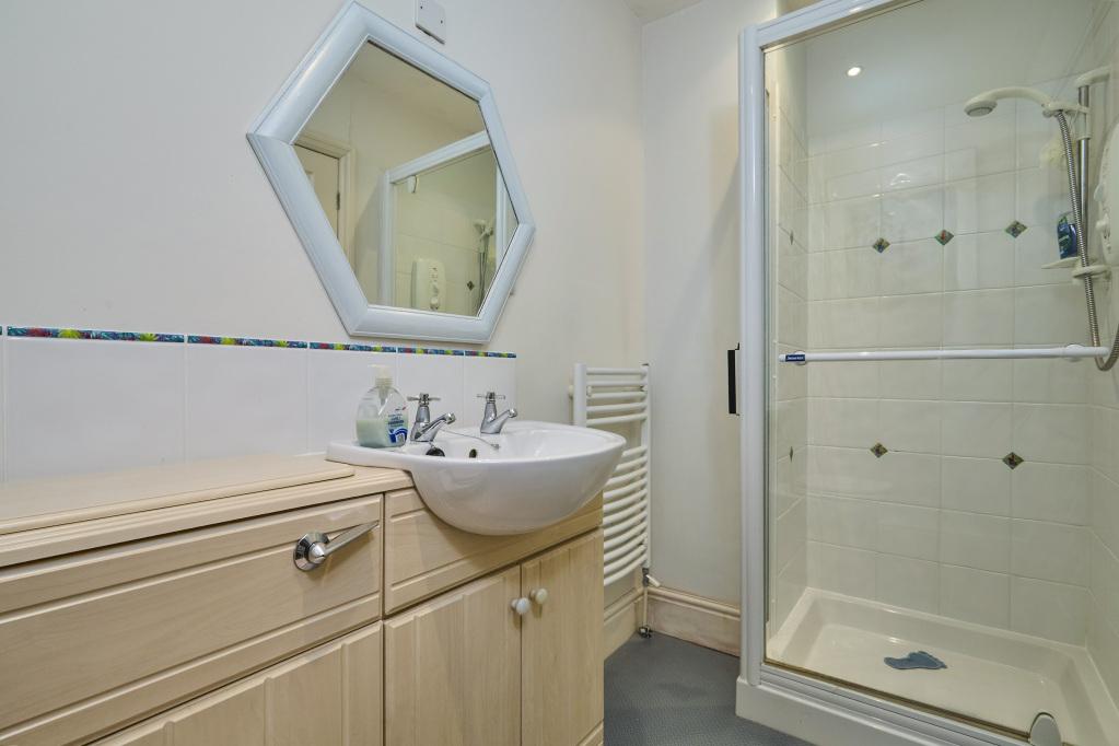 En Suite 2