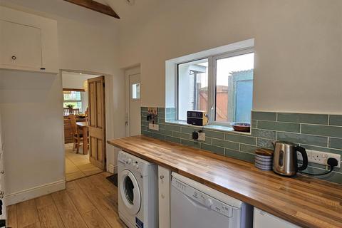 4 bedroom semi-detached house for sale, North Street, Tywardreath, Par