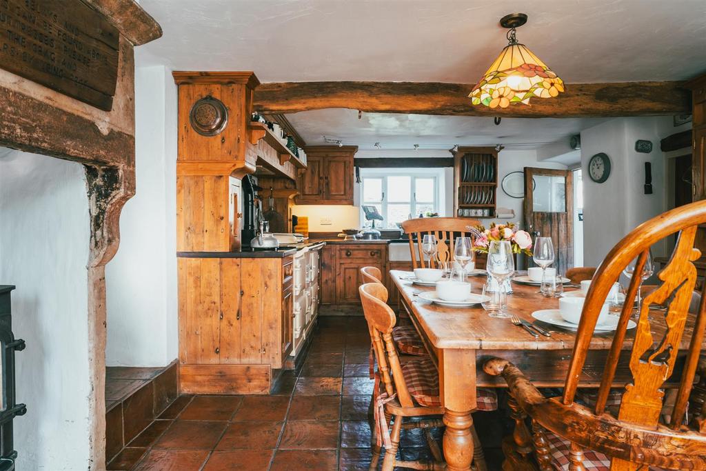 Dining Kitchen