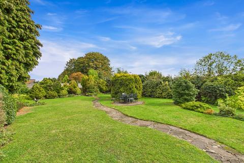 3 bedroom detached bungalow for sale, Gedling Road, Arnold, Nottingham