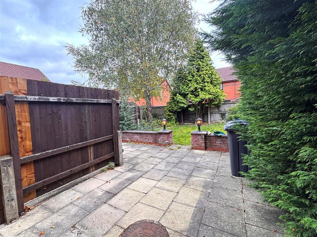 Garden 2.jpg