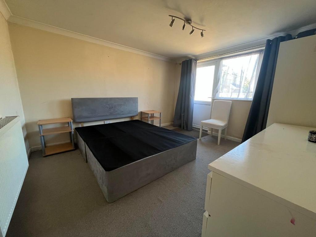 Bedroom2.jpg