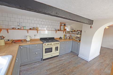 4 bedroom character property for sale, West Street, Peterborough PE6
