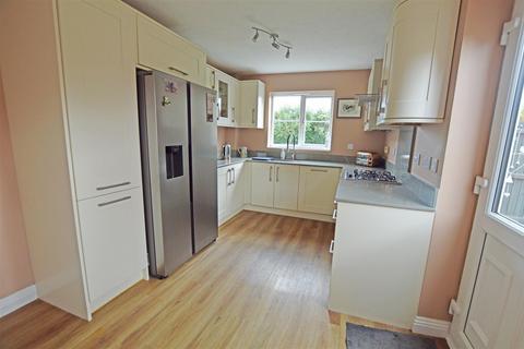 4 bedroom detached house for sale, Foreman Way, Peterborough PE6