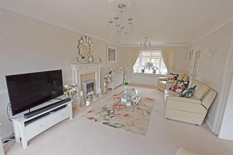 4 bedroom detached house for sale, Quaker Lane, Spalding PE11