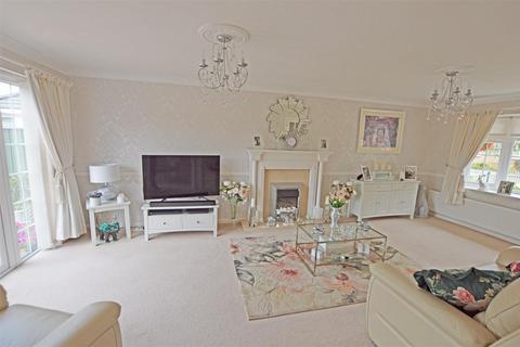 4 bedroom detached house for sale, Quaker Lane, Spalding PE11