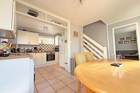 9 Kemsley Road, Earls Colne, Colchester, CO6 2NU