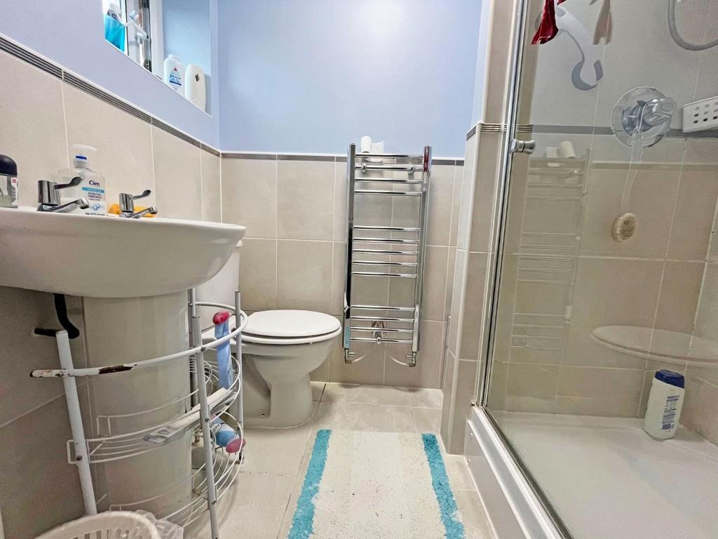 En Suite.jpg