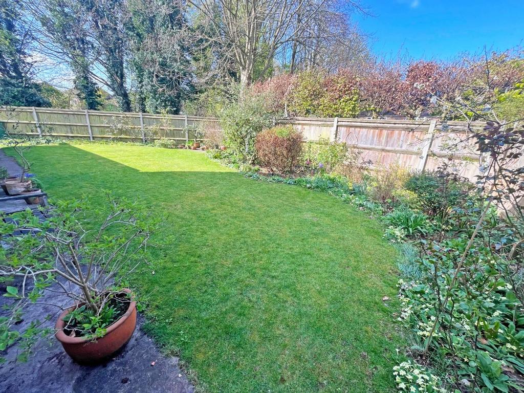 Garden1.jpg