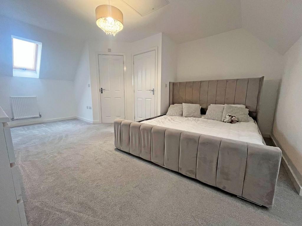 Bed1.jpg