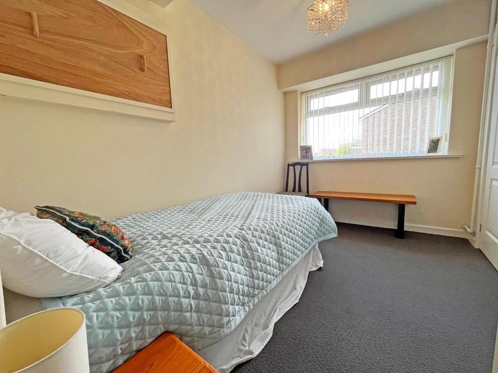 Bed3.jpg