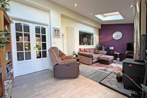 3 bedroom detached house for sale, Caldervale, Peterborough PE2