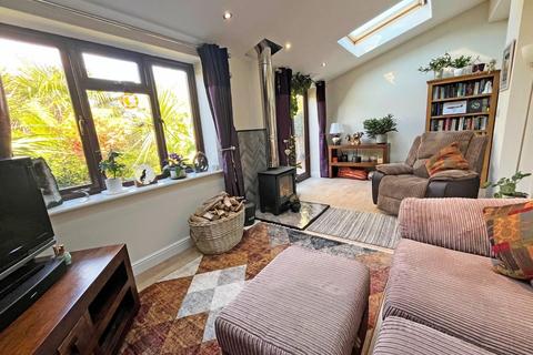 3 bedroom detached house for sale, Caldervale, Peterborough PE2